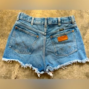 Wrangler festival shorts. size 26